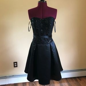 Mori Lee Black Lace Dress (Size 8)